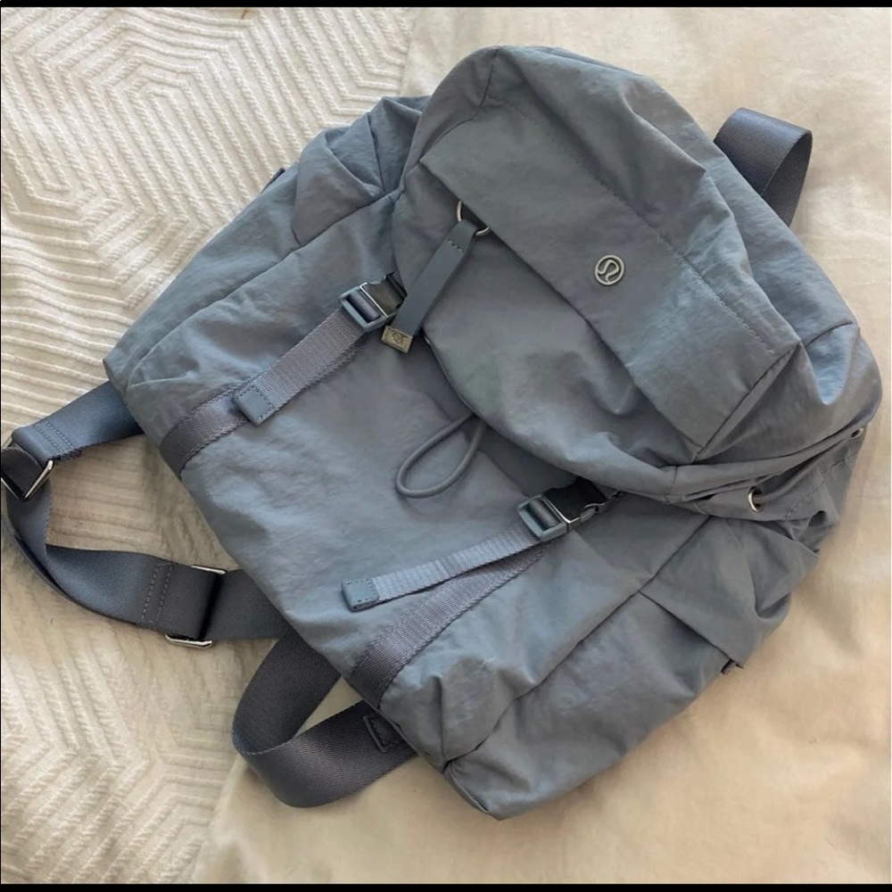 Lululemon chambray blue small backpack